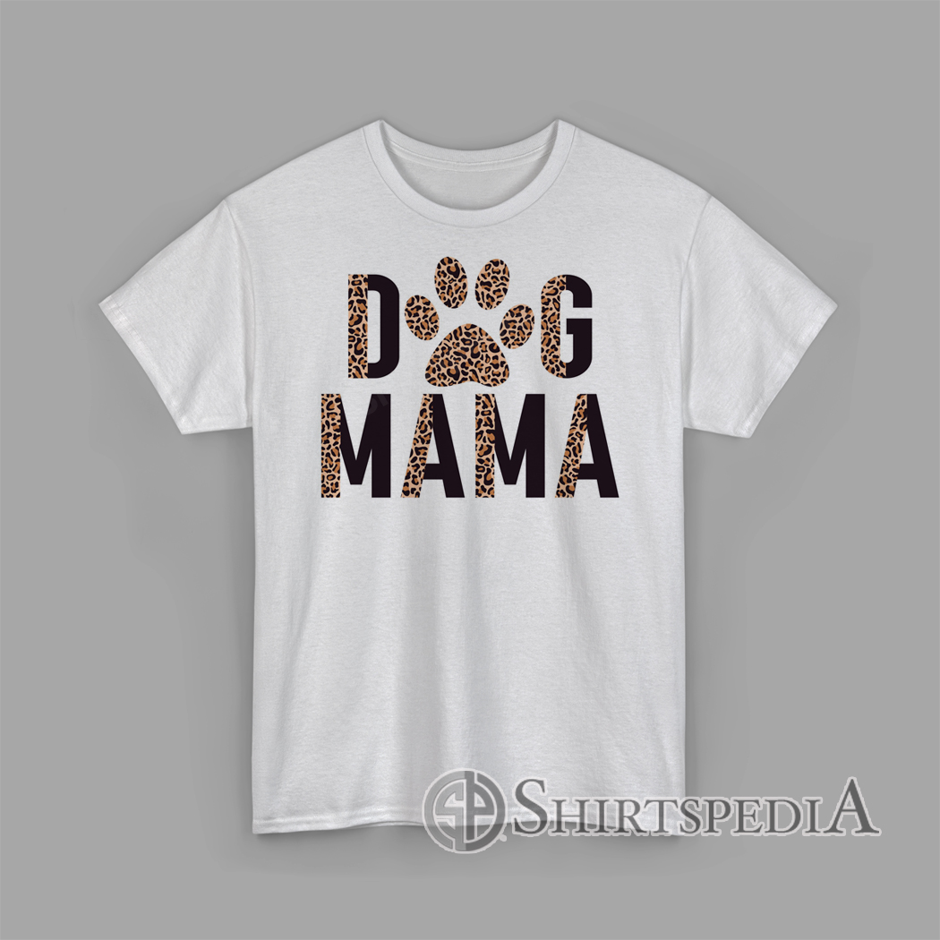 Dog Mama text in leopard letter print graphic design on T-Shirt