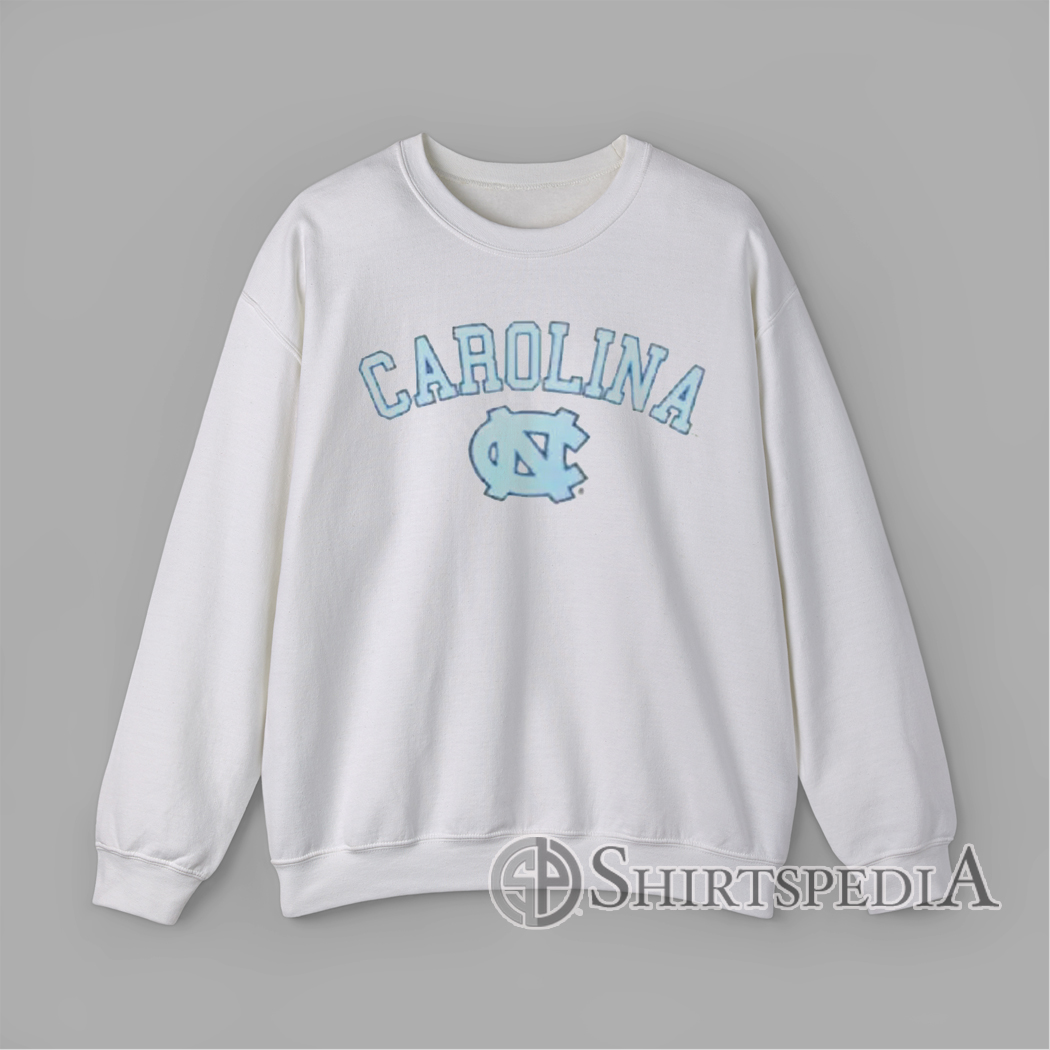 Vintage University of North Carolina Tar Heels Sweatshirt Retro UNC Crewneck Vintage University of North Carolina Tar Heels logo graphic crewneck sweatshirt in Carolina Blue